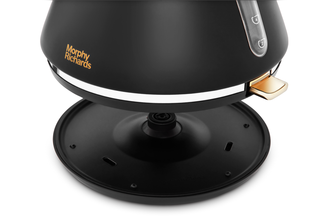 Accents Gold Pyramid Kettle Black