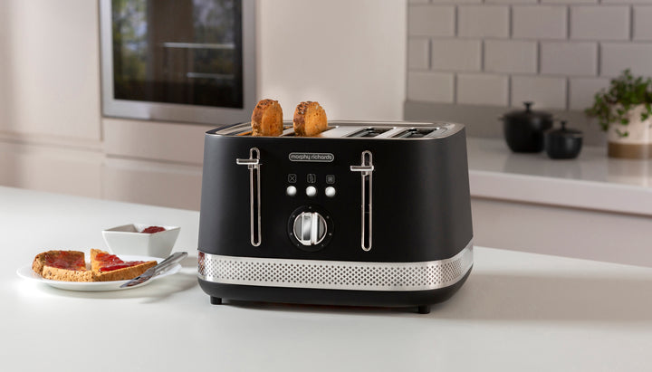 Illumination Black 4-Slice Toaster
