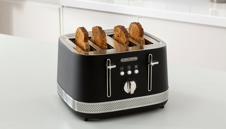 Illumination Black 4-Slice Toaster