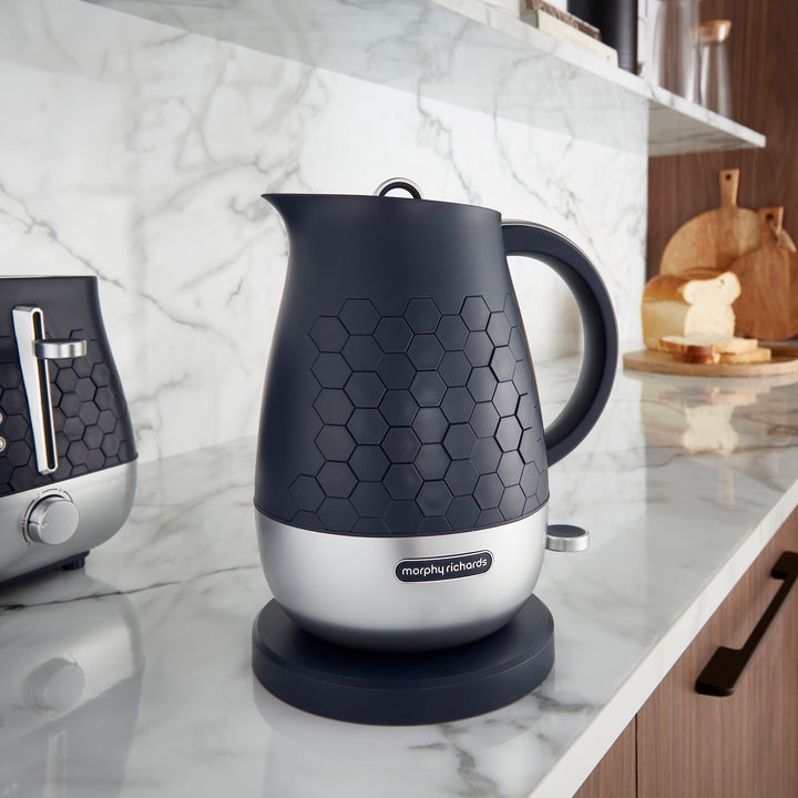 Cassini 1.7L Jug Navy Kettle - Outer Space