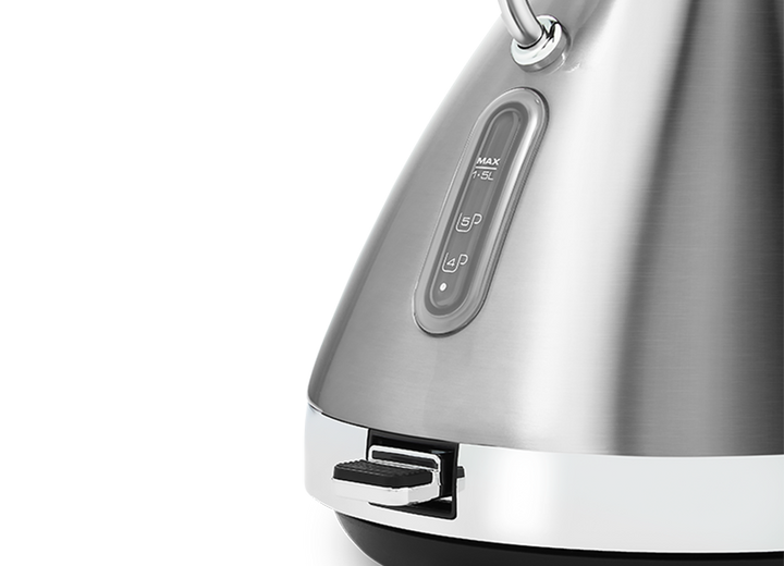 Venture Pyramid Kettle Silver