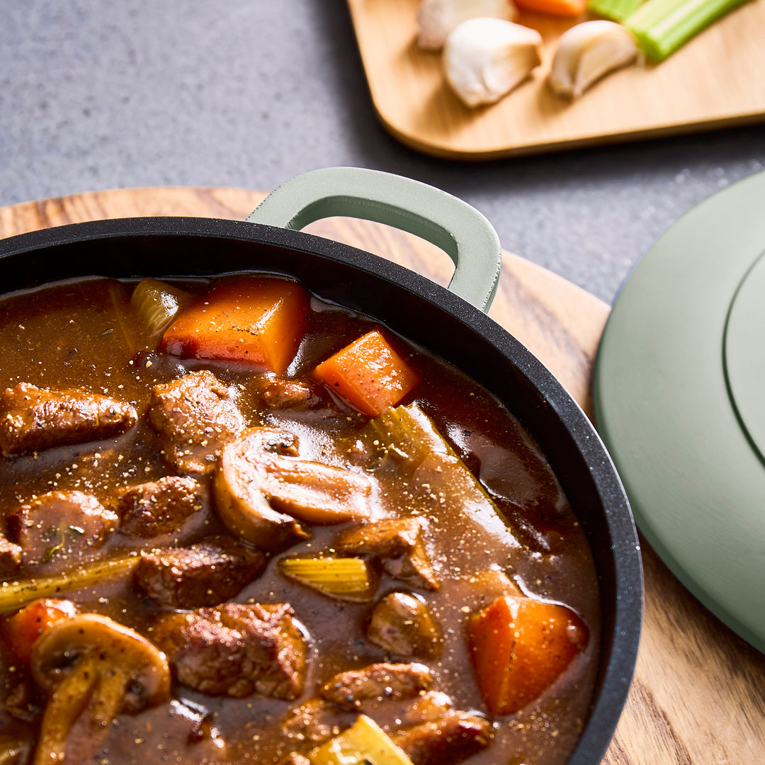 20cm Cast Aluminium Casserole Dish - Green