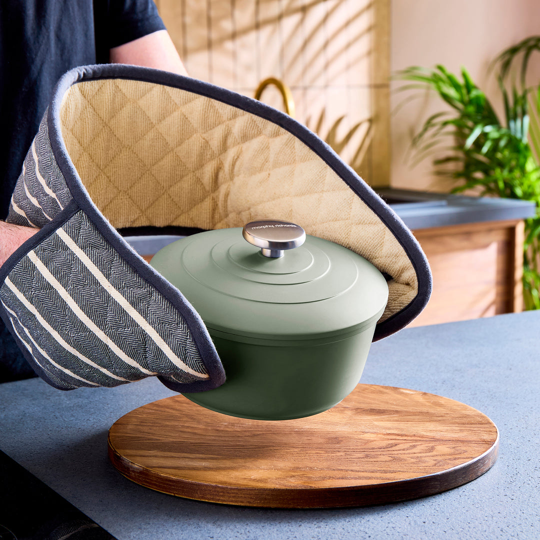 20cm Cast Aluminium Casserole Dish - Green