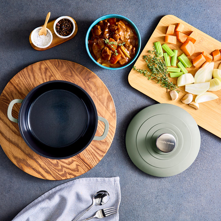 20cm Cast Aluminium Casserole Dish - Green