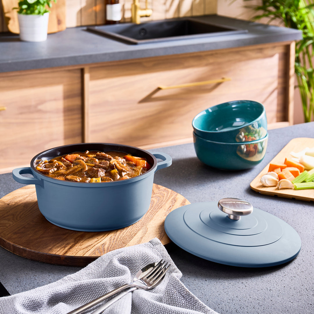 20cm Cast Aluminium Casserole Dish - Blue