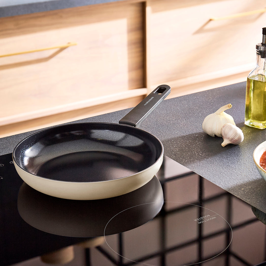 24cm Recycled Aluminium Frying Pan - Cream