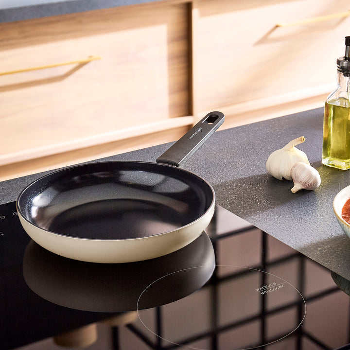 24cm Recycled Aluminium Frying Pan - Cream
