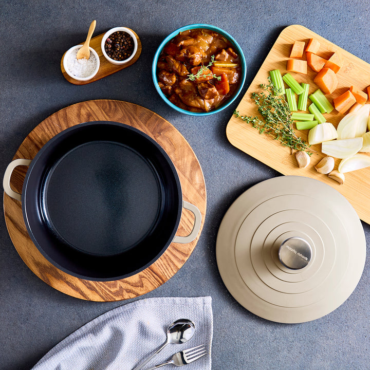 24cm Cast Aluminium Casserole Dish - Cream