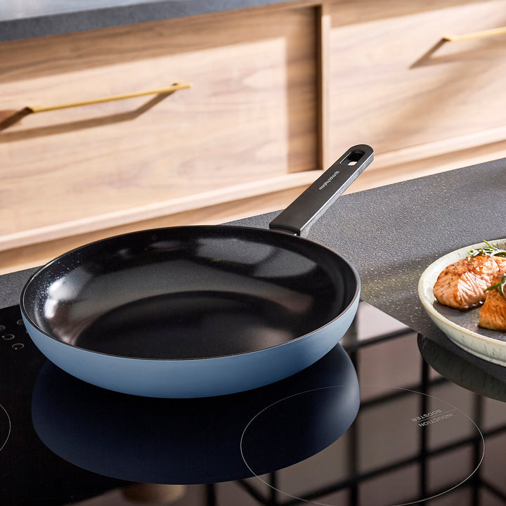 28cm Recycled Aluminium Frying Pan - Blue