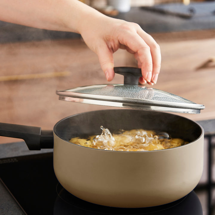 3 Piece Recycled Aluminium Saucepan Set - Cream