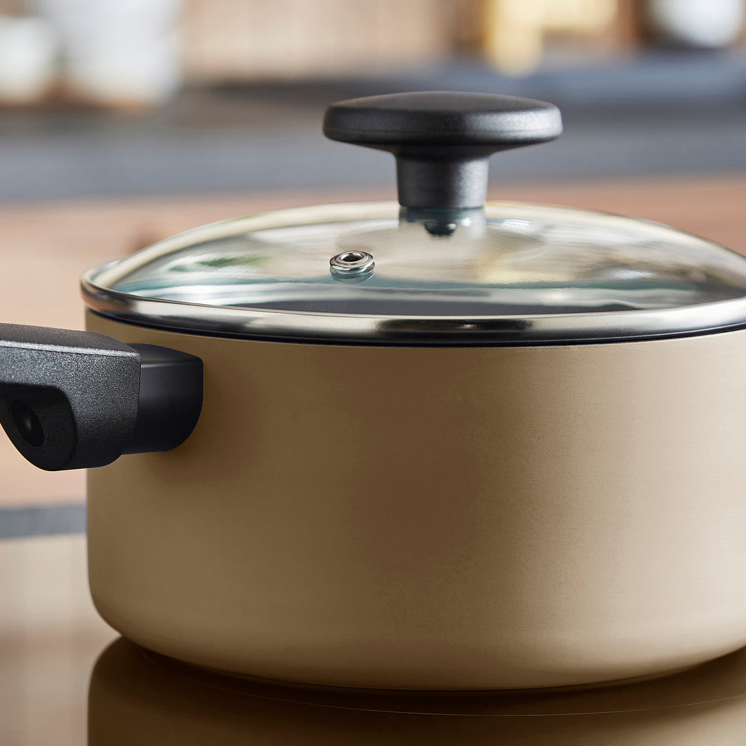 5 Piece Recycled Aluminium Saucepan Set - Cream