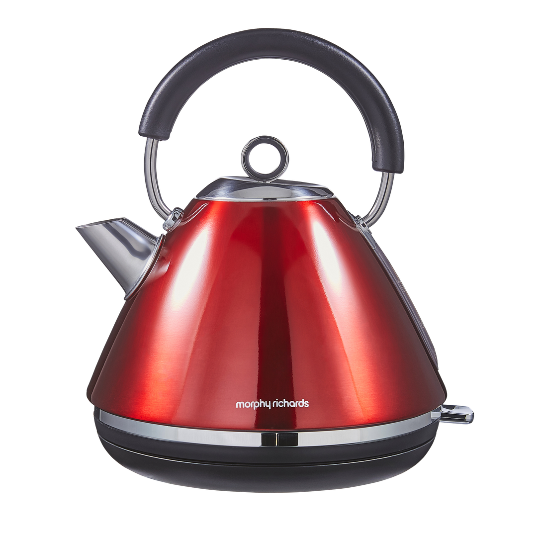 Accents 1.5L Pyramid Kettle - Red