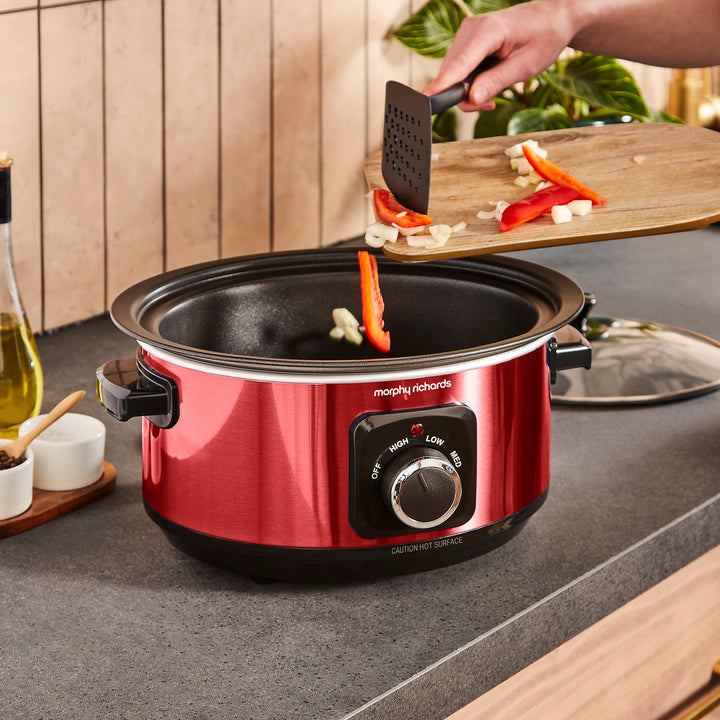 Accents Sear & Stew 3.5L Red Slow Cooker