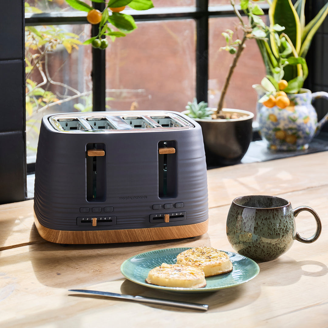 Clay 4-Slice Grey Toaster - Flint