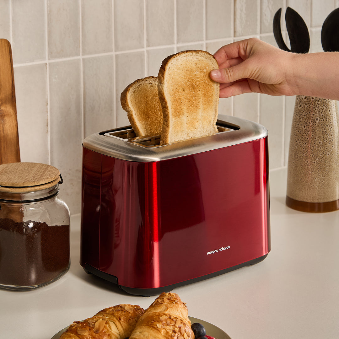 Equip Red 2-Slice Toaster