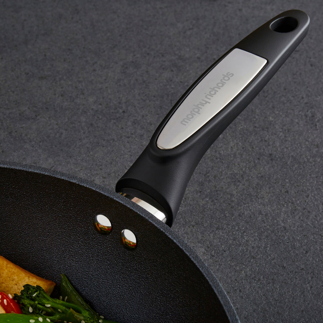 28cm Forged Aluminium Stir Fry Pan