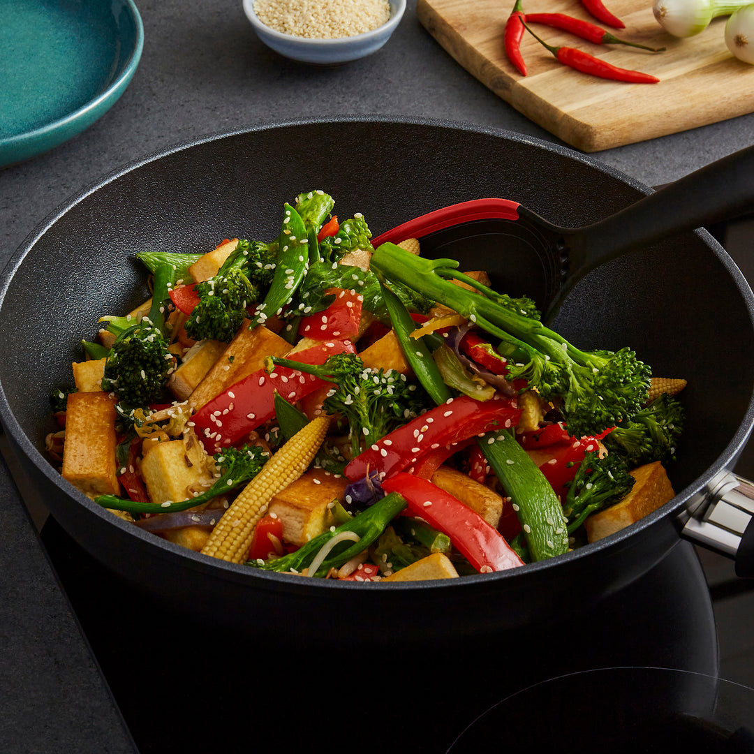 28cm Forged Aluminium Stir Fry Pan