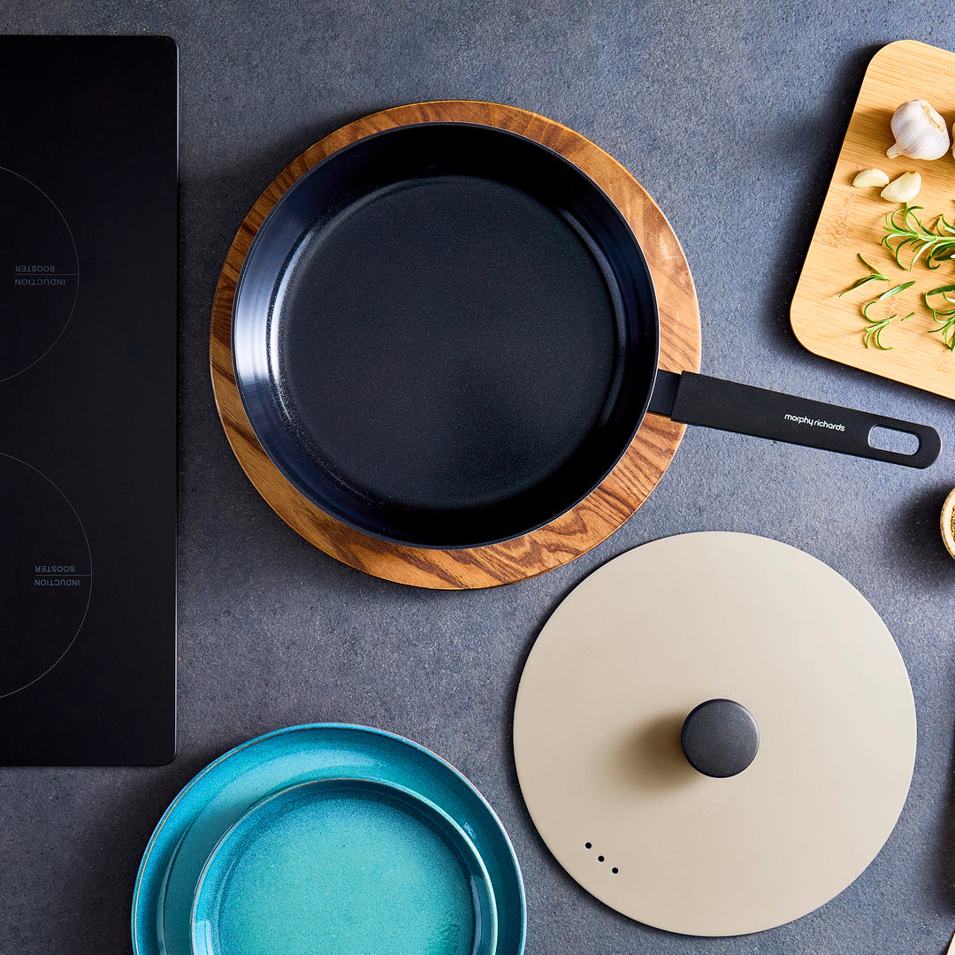 28cm Forged Aluminium Saute Pan - Cream