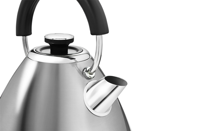 Venture Pyramid Kettle Silver