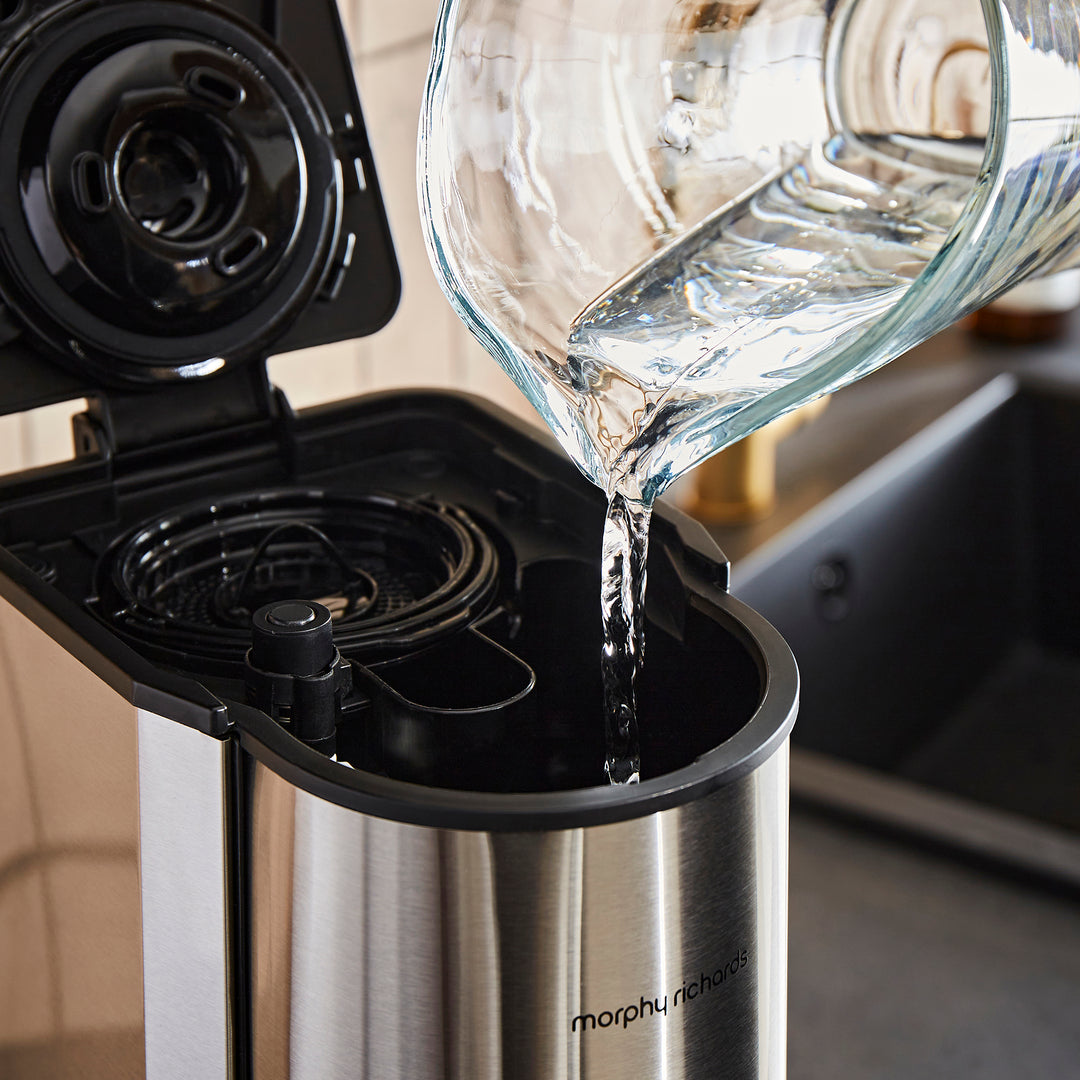 Tazza Pour & Go Single Cup Coffee Machine with Grinder