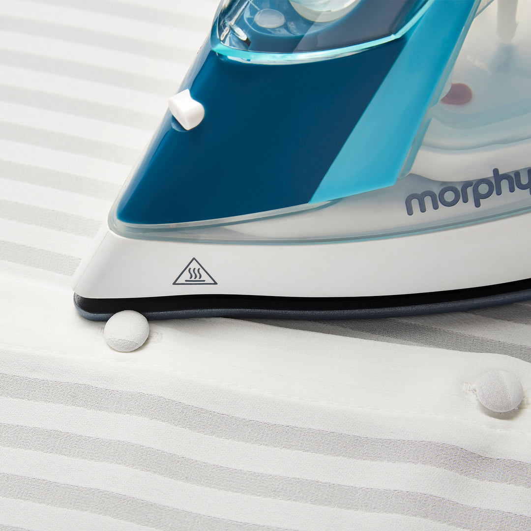 Morphy Richards Crystal Clear 2400W Steam Iron Blue SKU: 300300 lifestyle shot of the tip