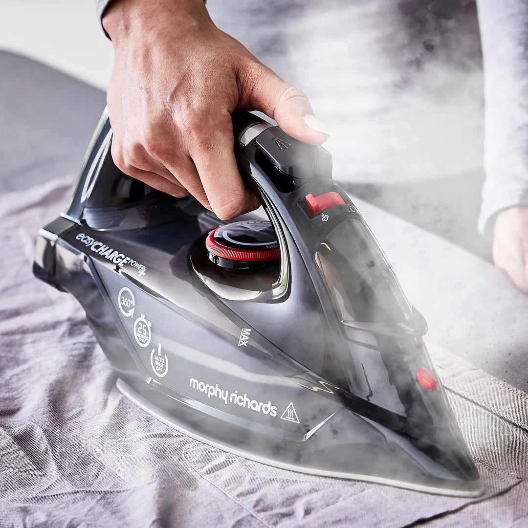 easyCHARGE 2400W Power+ Cordless Iron