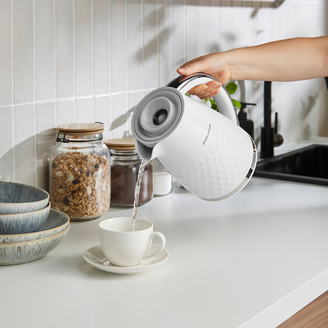 Hive Jug Kettle White