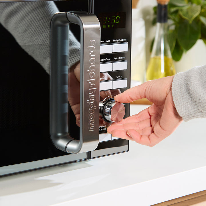 20L 800W Digital Microwave with Mirror Door - Black & Silver