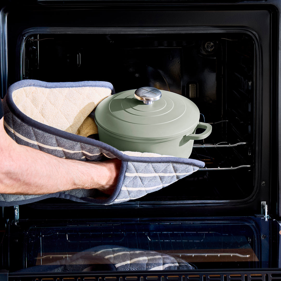 20cm Cast Aluminium Casserole Dish