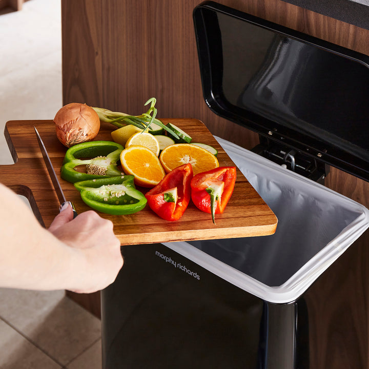 food going into pedal bin