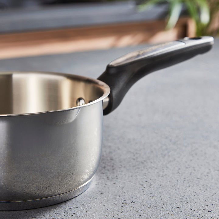5 Piece Pouring Spout Stainless Steel Pan Set