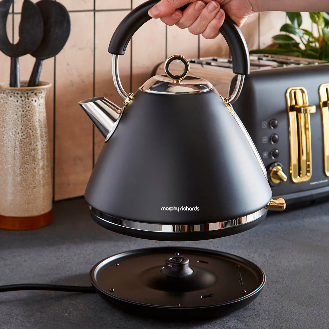 Accents Gold Pyramid Kettle Black