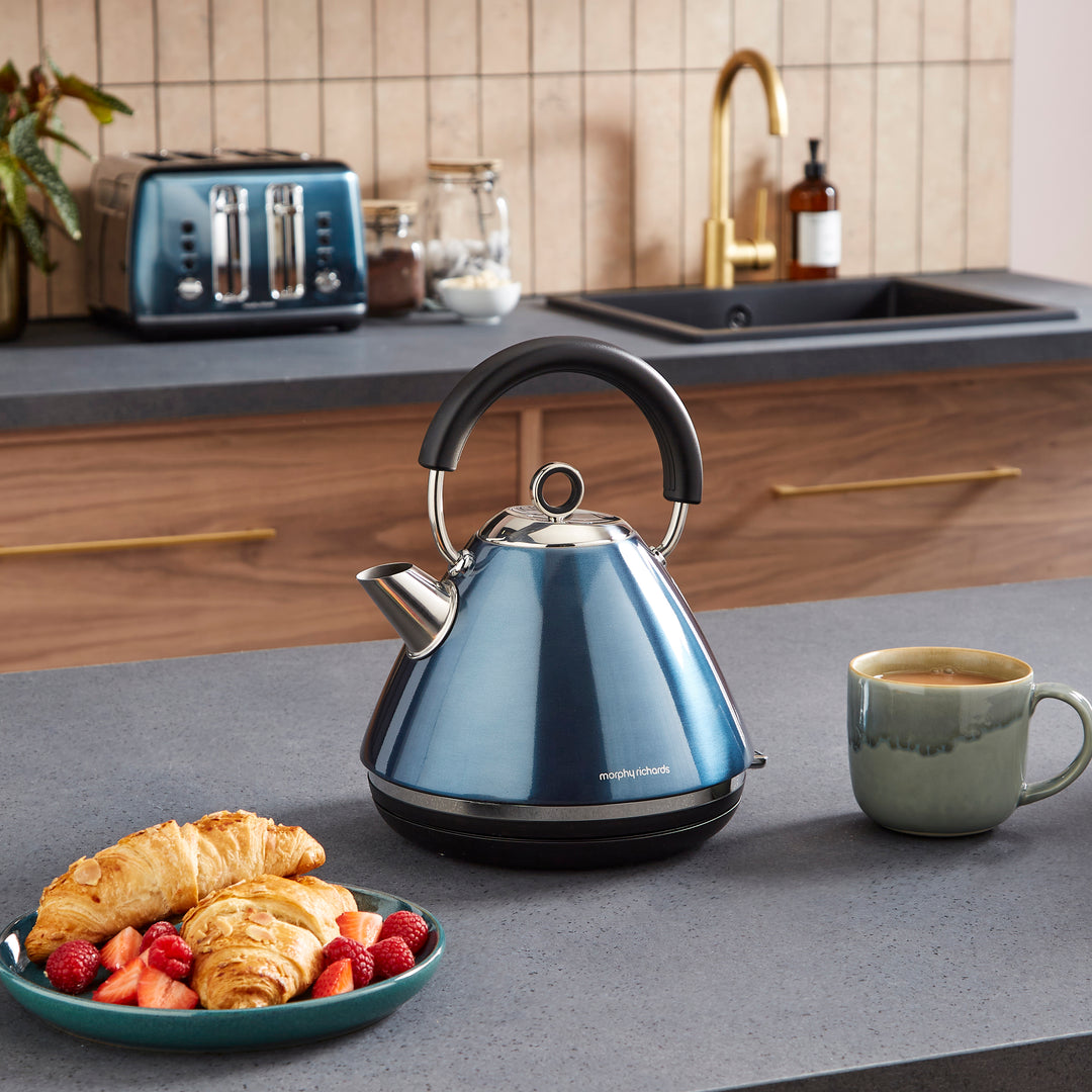 Accents Blue Kettle and Toaster Set