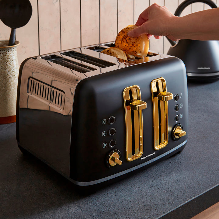 Accents Gold 4-Slice Toaster Black