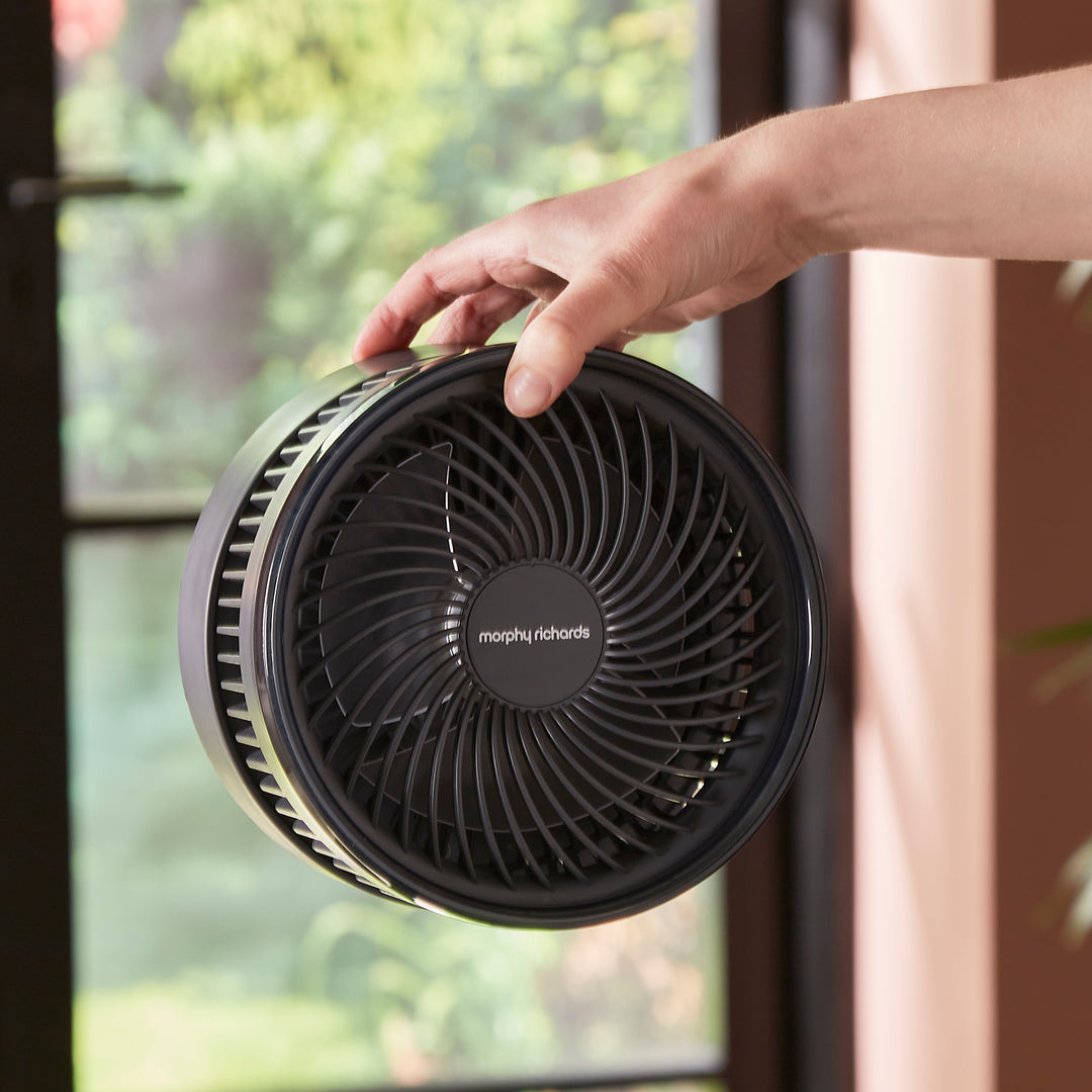 Air Flex 6” Portable Oscillating USB Fan