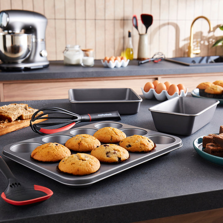 5.5L Die Cast Stand Mixer, 10 Piece Utensil Set & Cake Tin Set