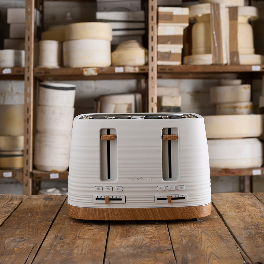 Clay 4 Slice White Toaster - China Clay