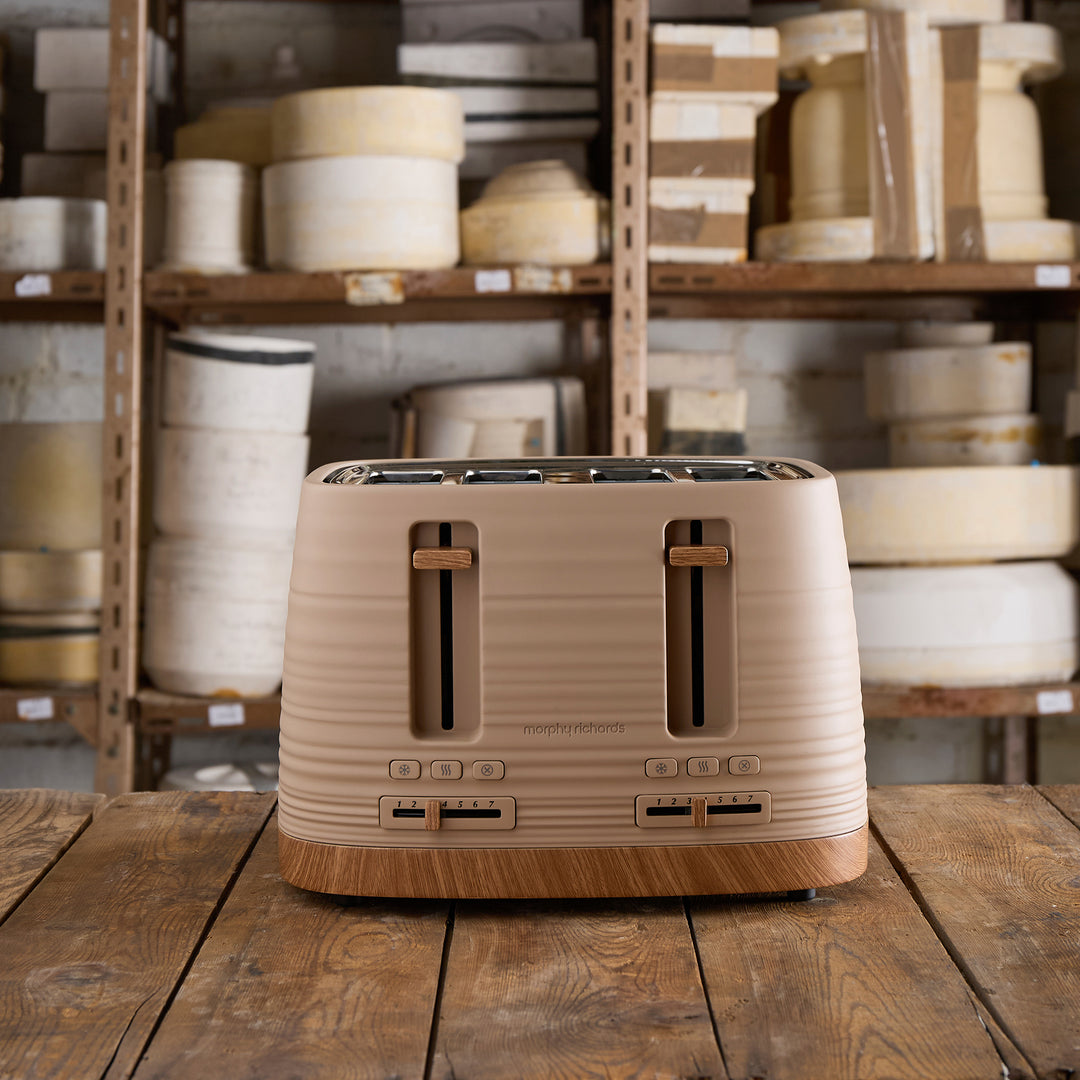 Clay 4 Slice Brown Toaster - Felspar