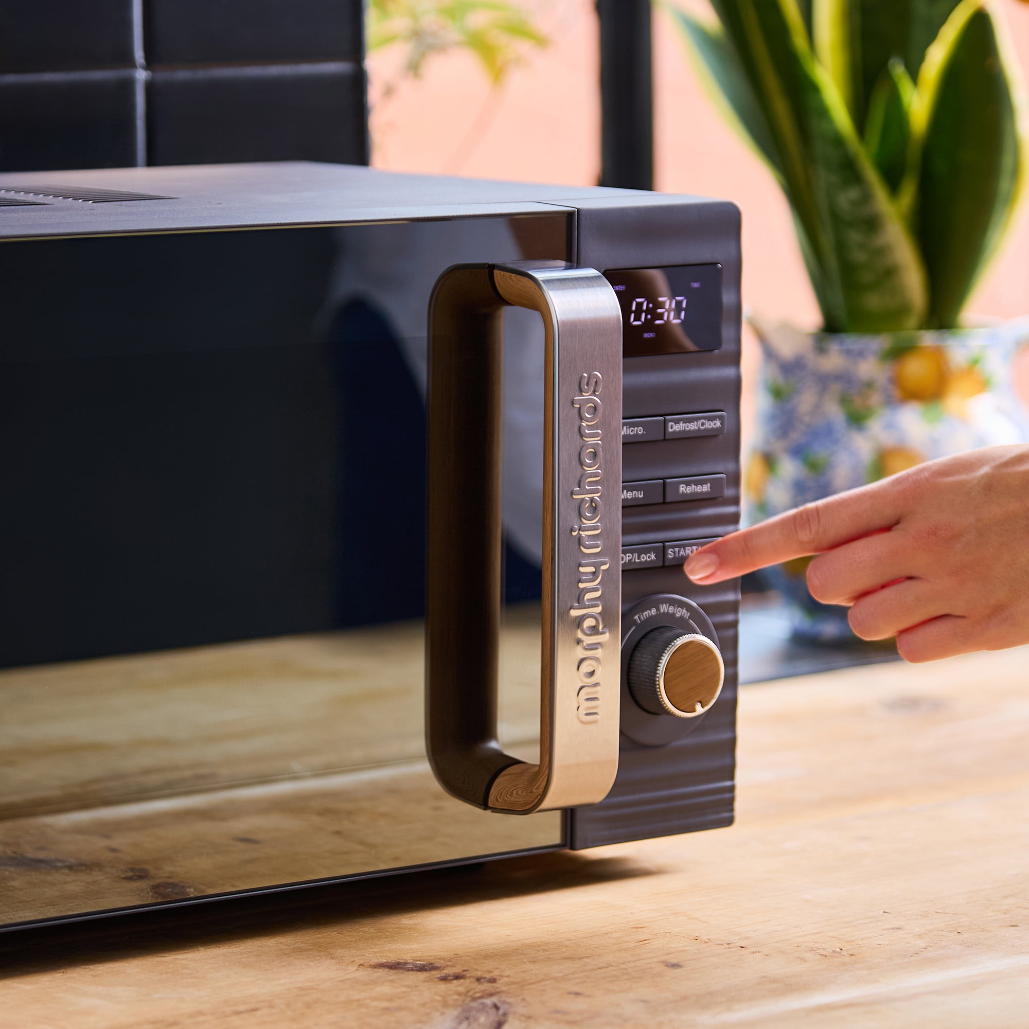 mf Flint Grey 20L 800W Digital Microwave by Morphy Richards UK