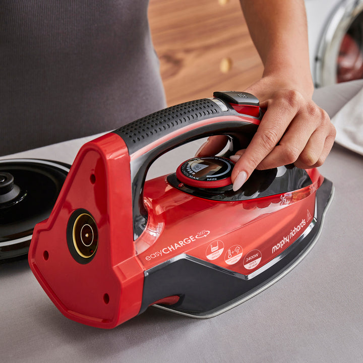 EasyCharge 2400W Cordless Iron - Red