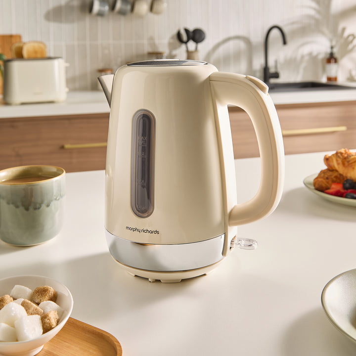 Equip Cream Kettle, Toaster & Filter Coffee Machine Set