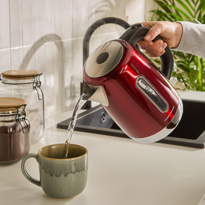 Equip Morphy Metalic Red Kettle and Toaster Set
