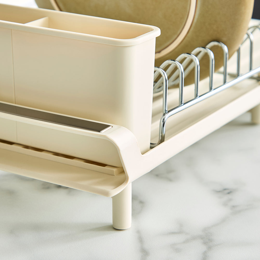 Extendable Cream Dish Drainer