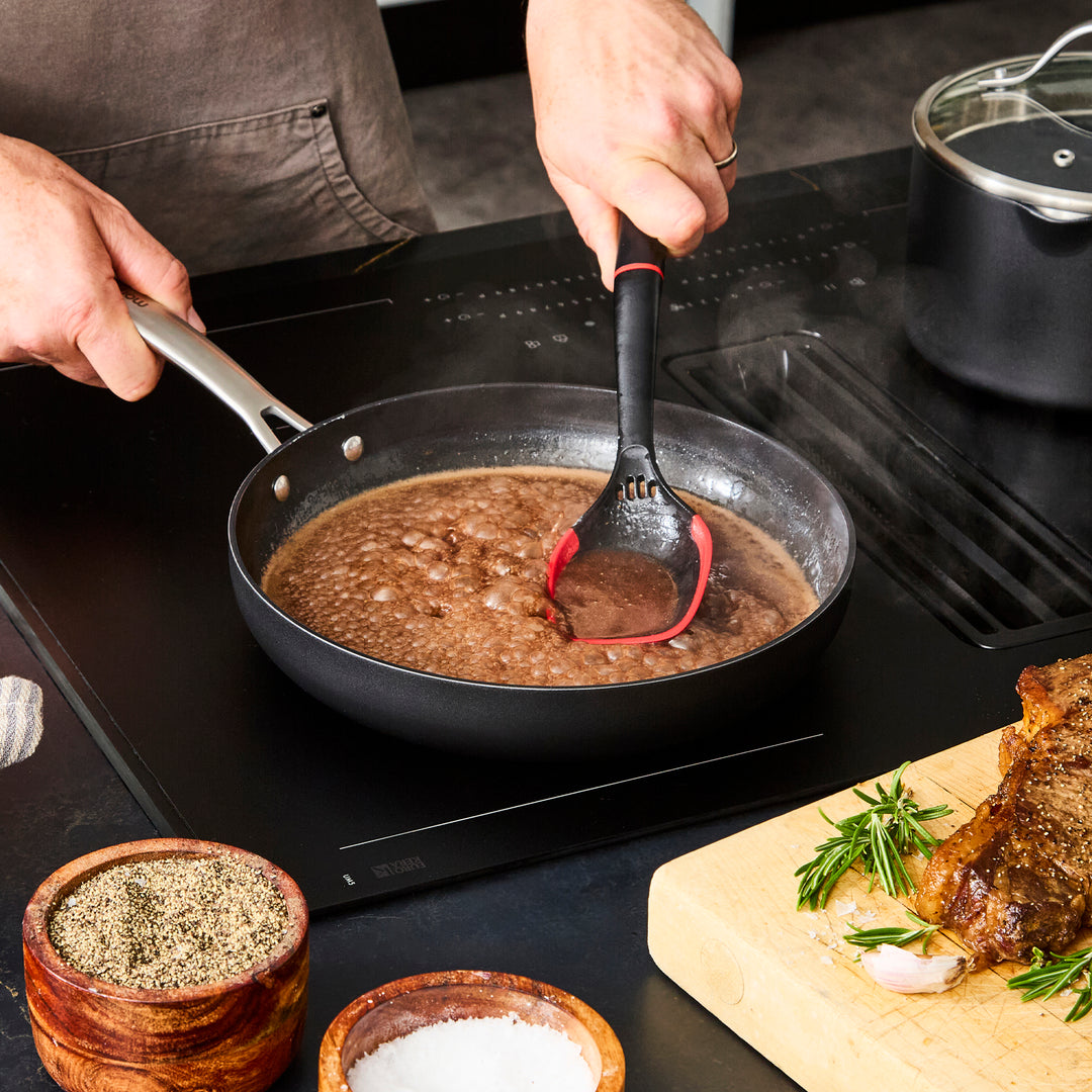 26cm Aluminium Non-Stick Frying Pan on an induction hob 
