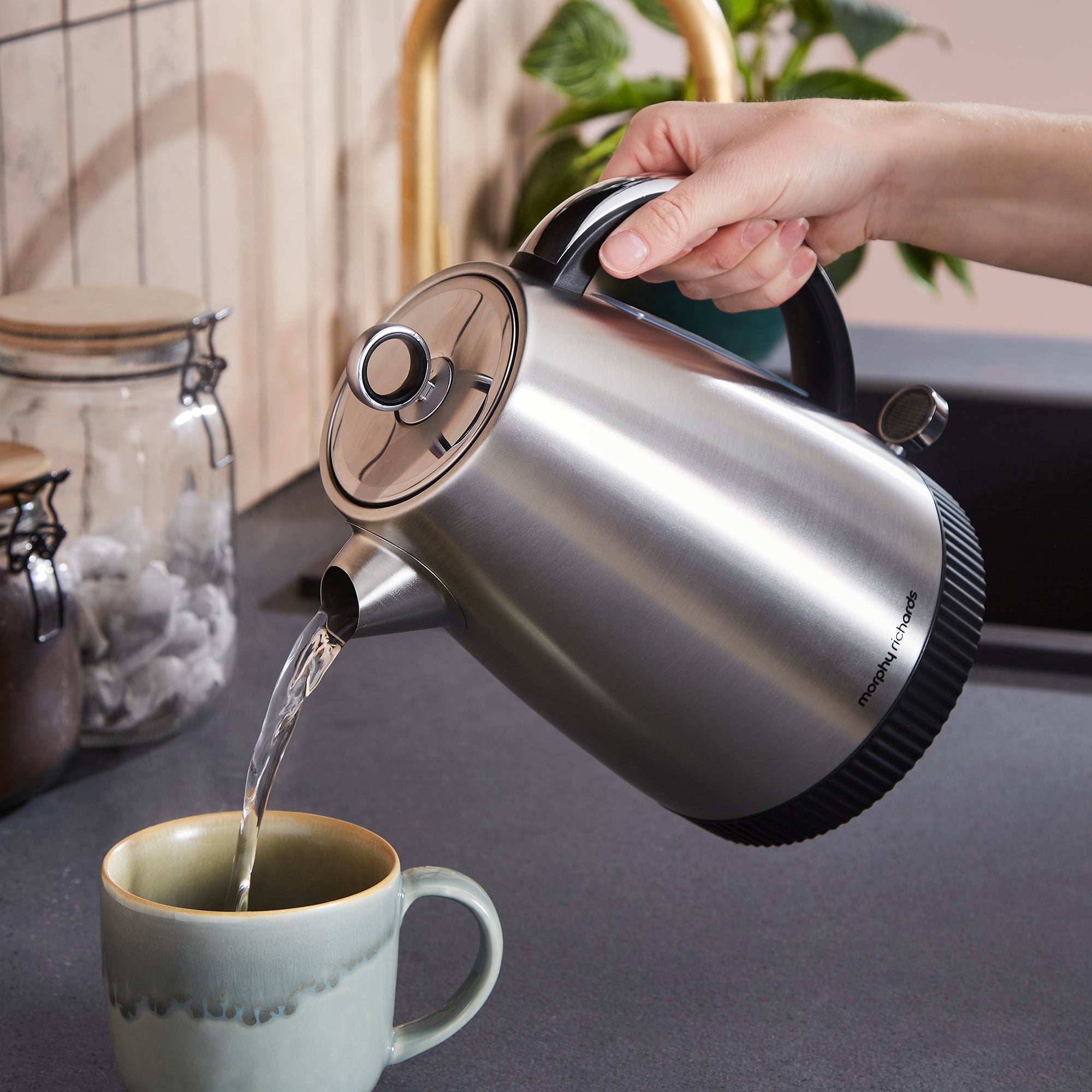 Mexborough Black Kettle & Toaster Set – Morphy Richards-UK