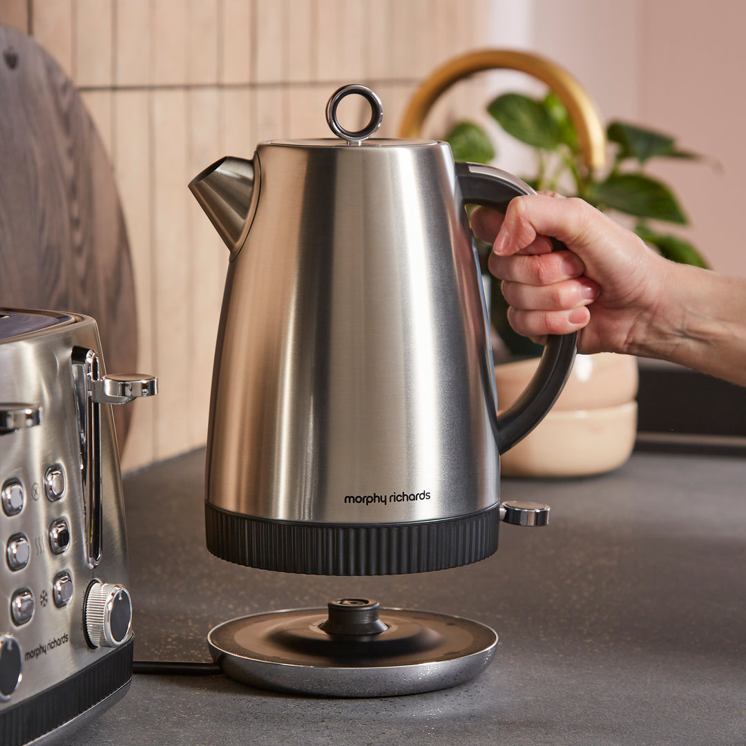 Mexborough 1.7L Jug Kettle - Black