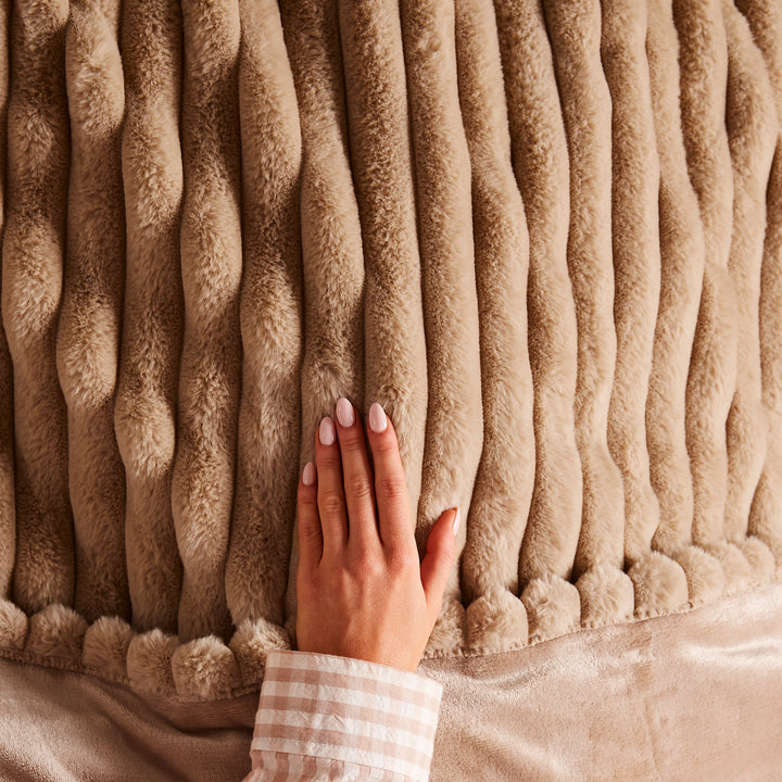EverCosy Large Luxury Striped Fleece Electric Heated Throw - Mocha