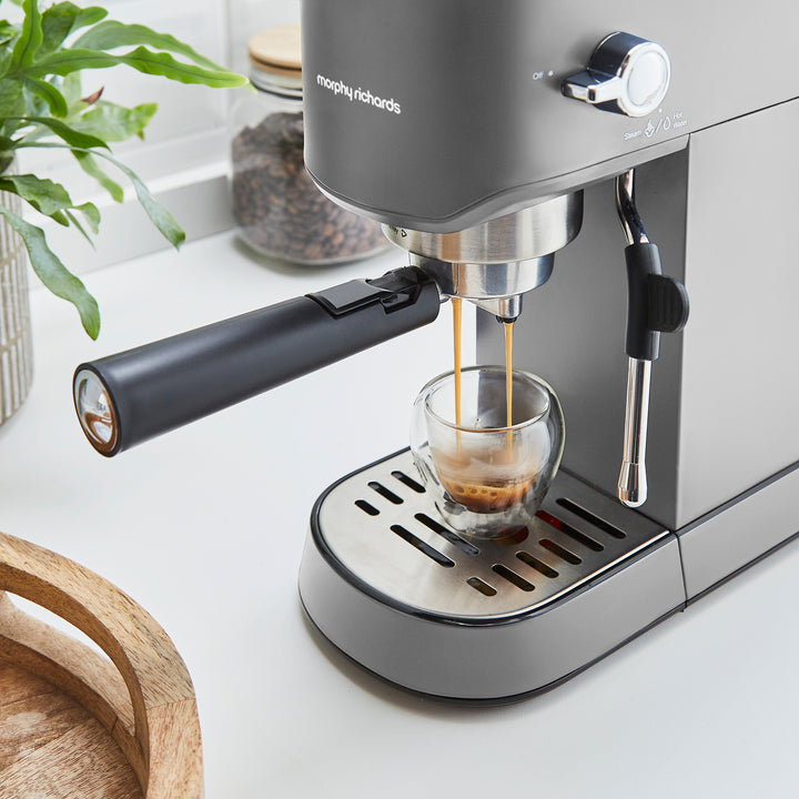Traditional Compact Pump Espresso Machine - Grey