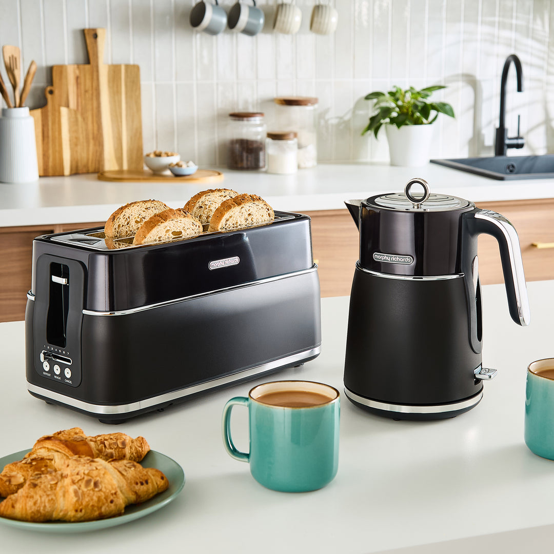 Morphy Richards black jug kettle