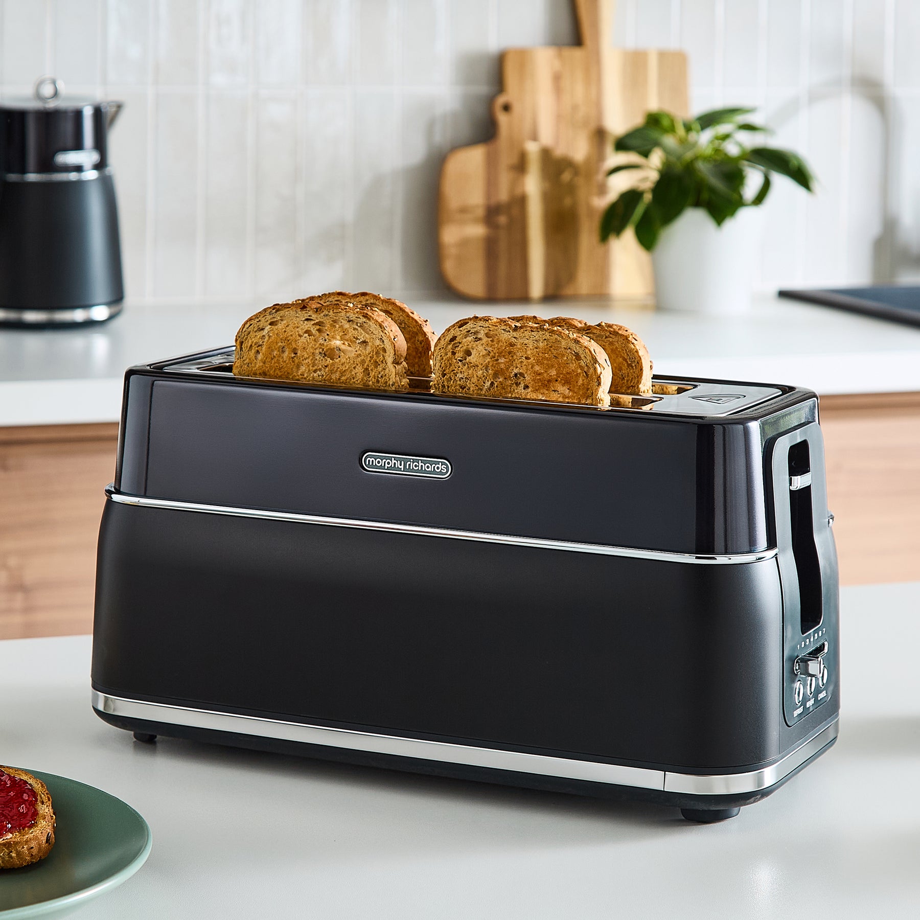 Signature Matt Black 4-Slice Toaster – Morphy Richards UK